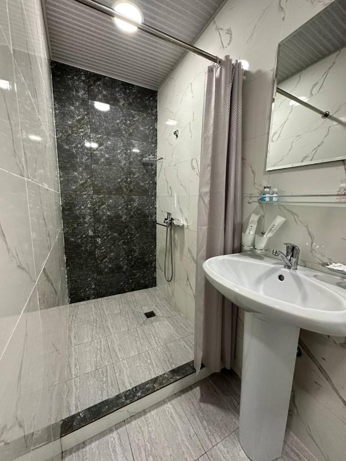 Hotel Sevinch Tasjkent Exteriör bild